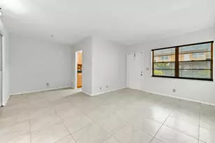 240 Croton Ave, Lantana, FL 33462 - Photo 4