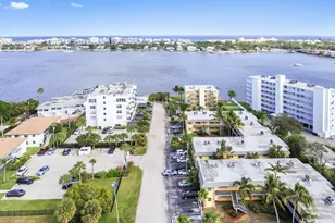 240 Croton Ave, Lantana, FL 33462 - Photo 16