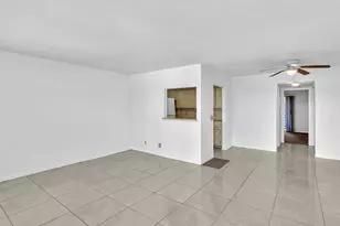 271 Tilford M, Deerfield Beach, FL 33442 - Photo 4