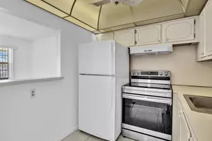 271 Tilford M, Deerfield Beach, FL 33442 - Photo 12