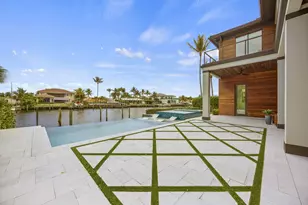 736 Lagoon Dr, North Palm Beach, FL 33408 - Photo 24