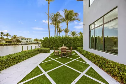 736 Lagoon Drive, North Palm Beach, FL 33408 - Photo 32