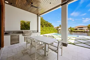 736 Lagoon Dr, North Palm Beach, FL 33408 - Photo 38