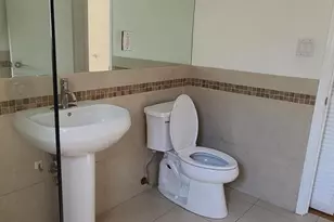 1000 Meridian Ave, Miami Beach, FL 33139 - Photo 8