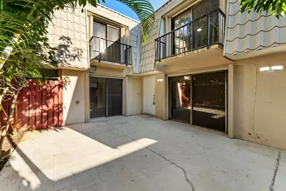 1700 Embassy Drive #708, West Palm Beach, FL 33401 - Photo 8