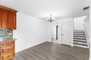 1700 Embassy Dr, West Palm Beach, FL 33401 - Photo 16