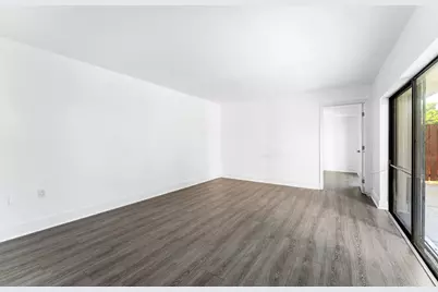 1700 Embassy Drive #708, West Palm Beach, FL 33401 - Photo 12