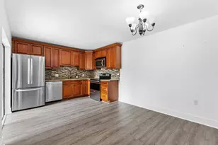 1700 Embassy Dr, West Palm Beach, FL 33401 - Photo 20