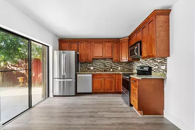 1700 Embassy Drive #708, West Palm Beach, FL 33401 - Photo 2