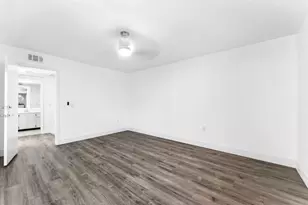 1700 Embassy Dr, West Palm Beach, FL 33401 - Photo 28
