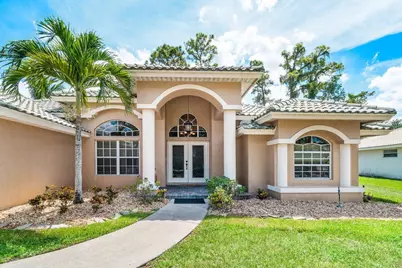 146 Fernwood Crescent, West Palm Beach, FL 33411 - Photo 4