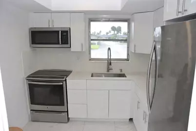 2531 W Barkley Drive W #D, West Palm Beach, FL 33415 - Photo 4