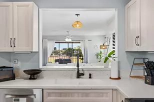 6940 SE Constitution Blvd, Hobe Sound, FL 33455 - Photo 10