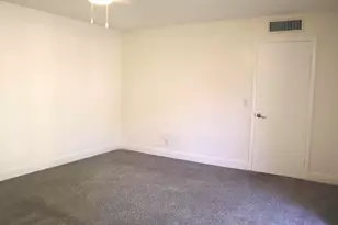 194 Lake Arbor Dr, Palm Springs, FL 33461 - Photo 20