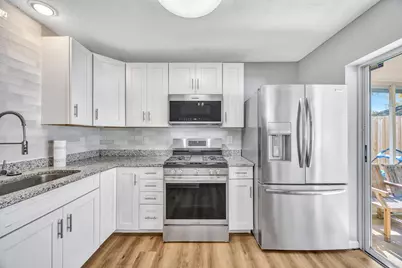 22644 Saint Thomas Circle, Lutz, FL 33549 - Photo 12