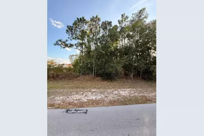 2112 SE Heathwood Circle, Port Saint Lucie, FL 34952 - Photo 2