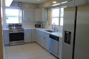 6902 S Plymouth Dr, Lantana, FL 33462 - Photo 16