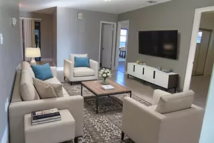 6902 S Plymouth Dr, Lantana, FL 33462 - Photo 2