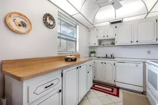 657 Brittany N, Delray Beach, FL 33446 - Photo 10