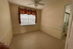 12105 Oakvista Dr, Boynton Beach, FL 33437 - Photo 14