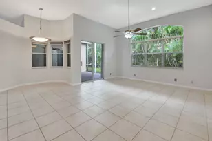 11241 Sea Grass Cir, Boca Raton, FL 33498 - Photo 10