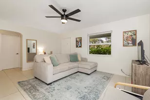 1013 Upland Rd, West Palm Beach, FL 33401 - Photo 4