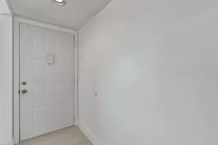 7292 S Devon Dr, Tamarac, FL 33321 - Photo 24