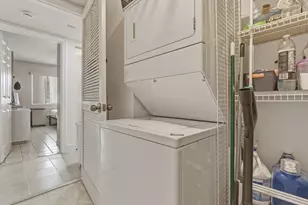 7292 S Devon Dr, Tamarac, FL 33321 - Photo 18