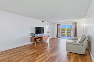 7292 S Devon Dr, Tamarac, FL 33321 - Photo 12