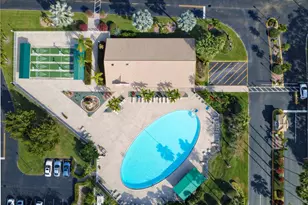 7292 S Devon Dr, Tamarac, FL 33321 - Photo 32