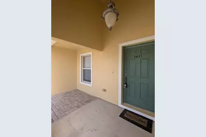 2031 SW Hampshire Lane, Port Saint Lucie, FL 34953 - Photo 2