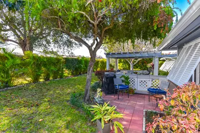 7886 SE Trenton Avenue, Hobe Sound, FL 33455 - Photo 18