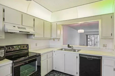 3178 Via Poinciana #305, Lake Worth, FL 33467 - Photo 16