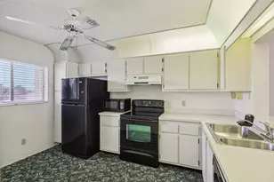 3178 Via Poinciana, Lake Worth, FL 33467 - Photo 12