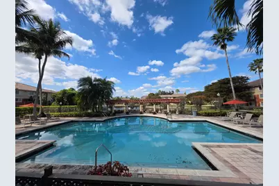 4175 N Haverhill Road #907, West Palm Beach, FL 33417 - Photo 4