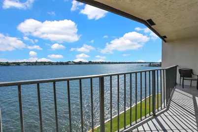 7020 Half Moon Circle #502, Hypoluxo, FL 33462 - Photo 8