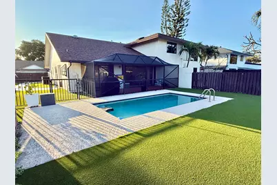 293 SW 28th Avenue, Delray Beach, FL 33445 - Photo 1