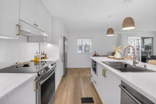 53002 Del Rio Bay, Boynton Beach, FL 33436 - Photo 2