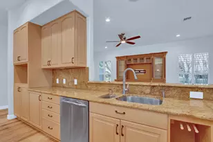 10 Martinique Cove, Palm Beach Gardens, FL 33418 - Photo 18