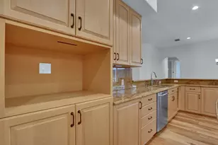 10 Martinique Cove, Palm Beach Gardens, FL 33418 - Photo 54