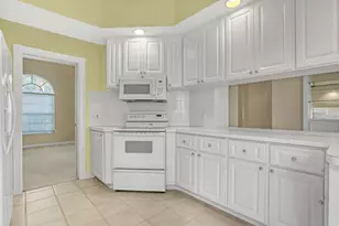 2580 Kittbuck Way, West Palm Beach, FL 33411 - Photo 14