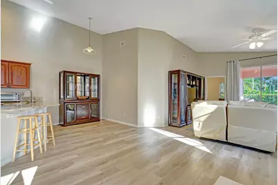 10769 Pelican Drive, Wellington, FL 33414 - Photo 8