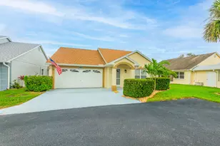 445 NW Sherry Ln, Port Saint Lucie, FL 34986 - Photo 1