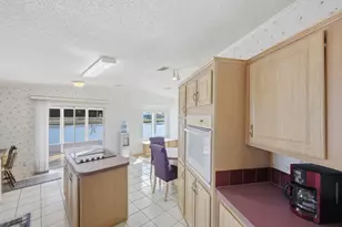 8125 Meadowlark Ln, Port Saint Lucie, FL 34952 - Photo 16