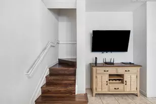 8741 NW 110th Ave, Doral, FL 33178 - Photo 24