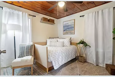 727 S Lake Drive, Lantana, FL 33462 - Photo 10