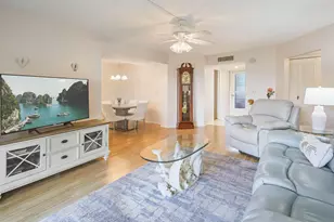 3755 Via Poinciana, Lake Worth, FL 33467 - Photo 4