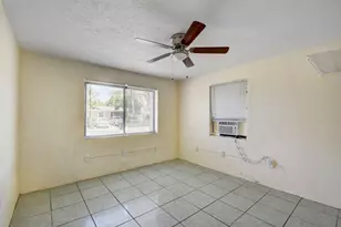 1109 S E St, Lake Worth Beach, FL 33460 - Photo 18