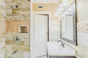 112 W 34th St, West Palm Beach, FL 33404 - Photo 16