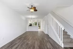 687 NW 42nd Ave, Plantation, FL 33317 - Photo 8